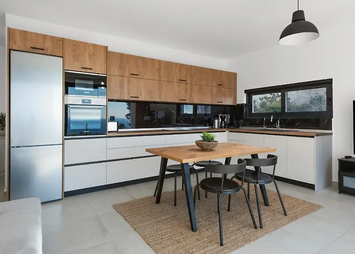 Aquarama Pool 依克希亚