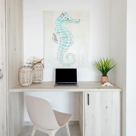 アパート Aquarama Pool イキソス