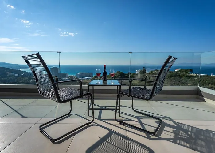 Aquarama Pool Appartement *