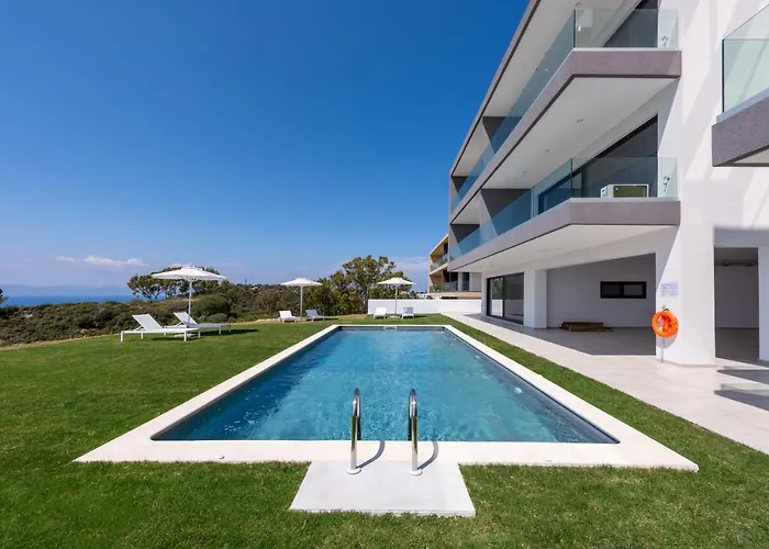 Aquarama Pool *